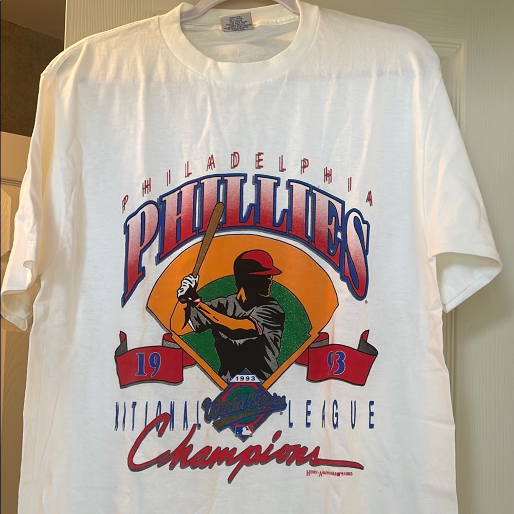 Philadelphia Phillies Graphic T-Shirt